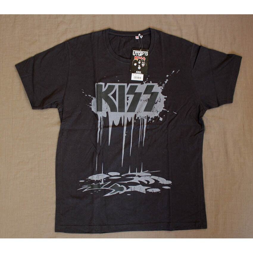 UNIQLO เสื้อยืดแขนสั้นผู้ชาย ออกแบบแบบตลกด้วยภาพวงดนตรีร็อก KISS