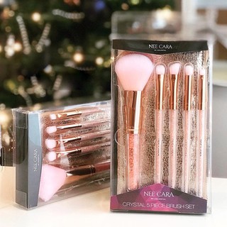 ชุดแปรงแต่งหน้า Nee Cara Crystal 5 Piece 5 ชิ้น ด้ามเเปรงเป็นคริสตัลเม็ดเล็กๆ สวยงาม