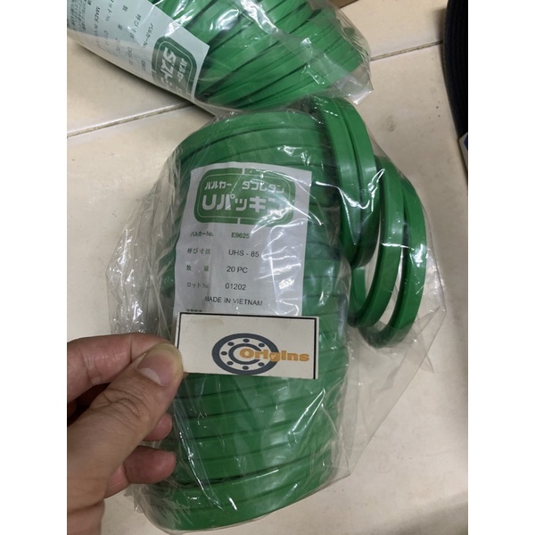 HYDRAULIC SEAL UHS 85 X 100 X 9 ยี่ห้อ VALQUA