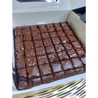 บราวนี่คิวบ์ Brownie Cube เนื้อหนึบ บราวนี่ฟัดจ์ 1ถาด ขนาด 8*8 นิ้ว