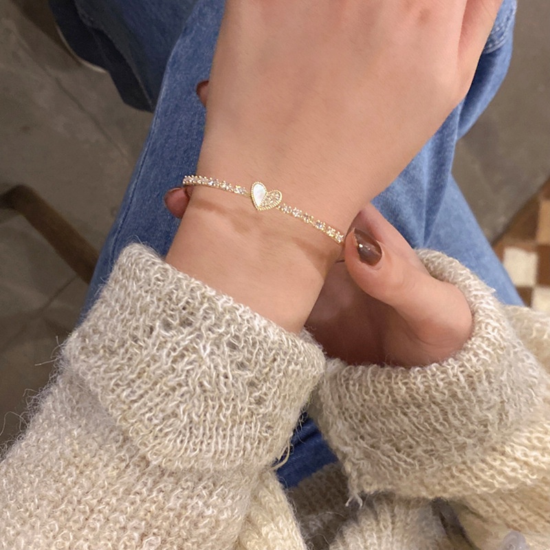สร้อยข้อมือ จี้รูปหัวใจ แบบเปิด หรูหรา แบบเรียบง่าย สําหรับเพื่อนรัก