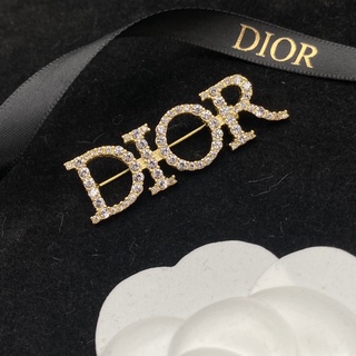 เข็มกลัดเพชร รูปตัวอักษร Dior แฟชั่นหรูหรา