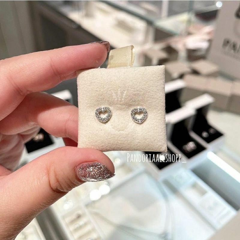 (ของแท้100%)❣️แถมกล่อง Pandora silver earrings ต่างหูหัวใจ