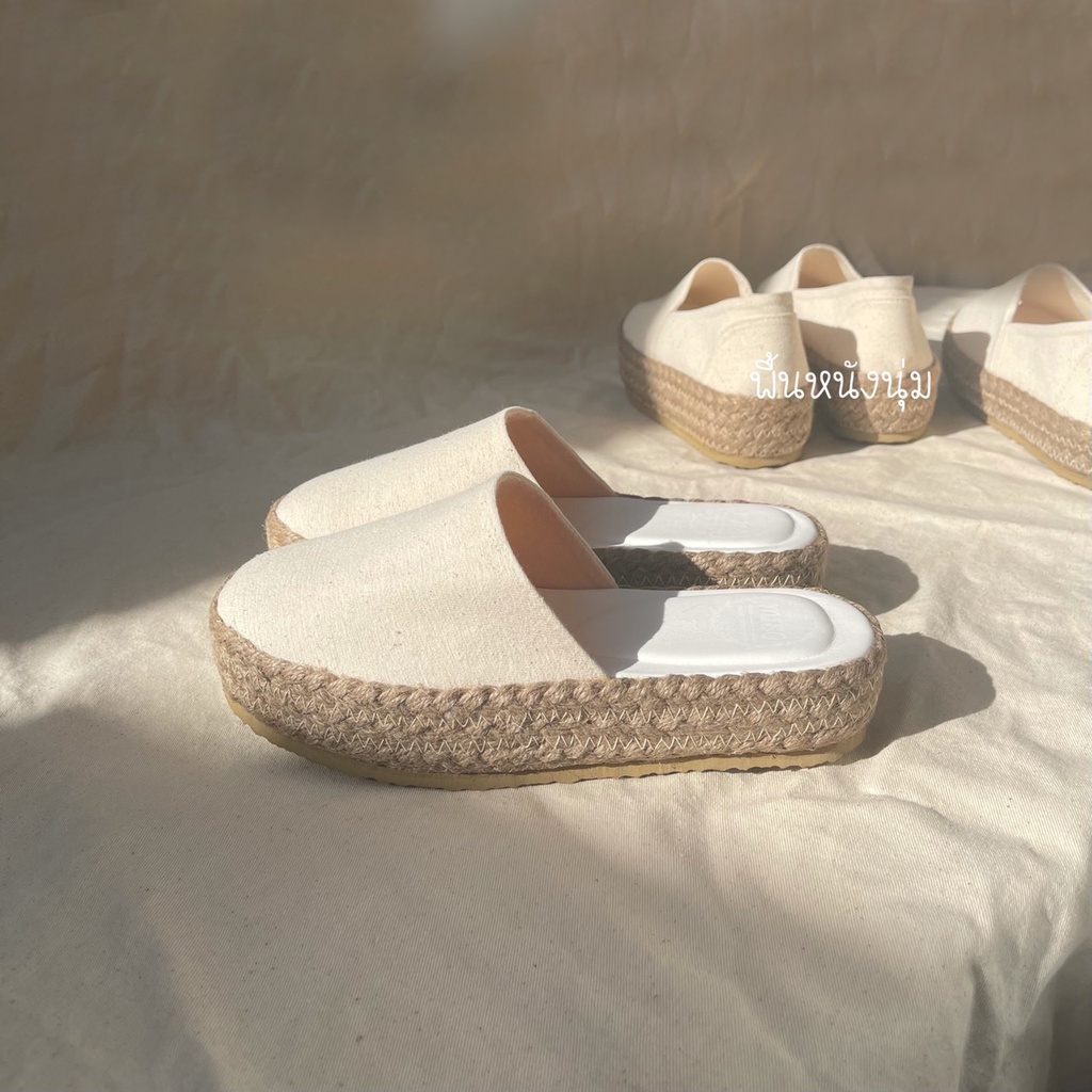 (พร้อมส่ง ) รองเท้าเปิดส้น พื้นหนัง เสริมนุ่ม 2 ชั้น สูง 3.8-4 ซม. รุ่น soft muffin