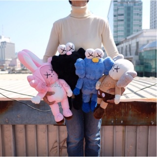 ตุ๊กตา Kaws คอวส์ ท่ายืน 15นิ้ว