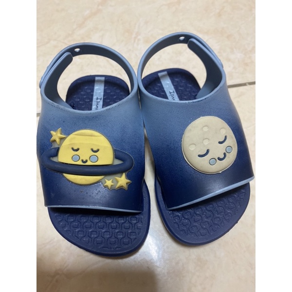 รองเท้าเด็ก Ipanema รัดส้น EUR19/20 สำหรับความยาวเด็กเท้า 12 cm.