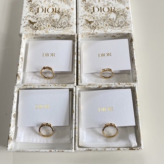 New dior ring  s/m อปก: กล่อง บุค ถุงผ้า ถุงกระดาษ