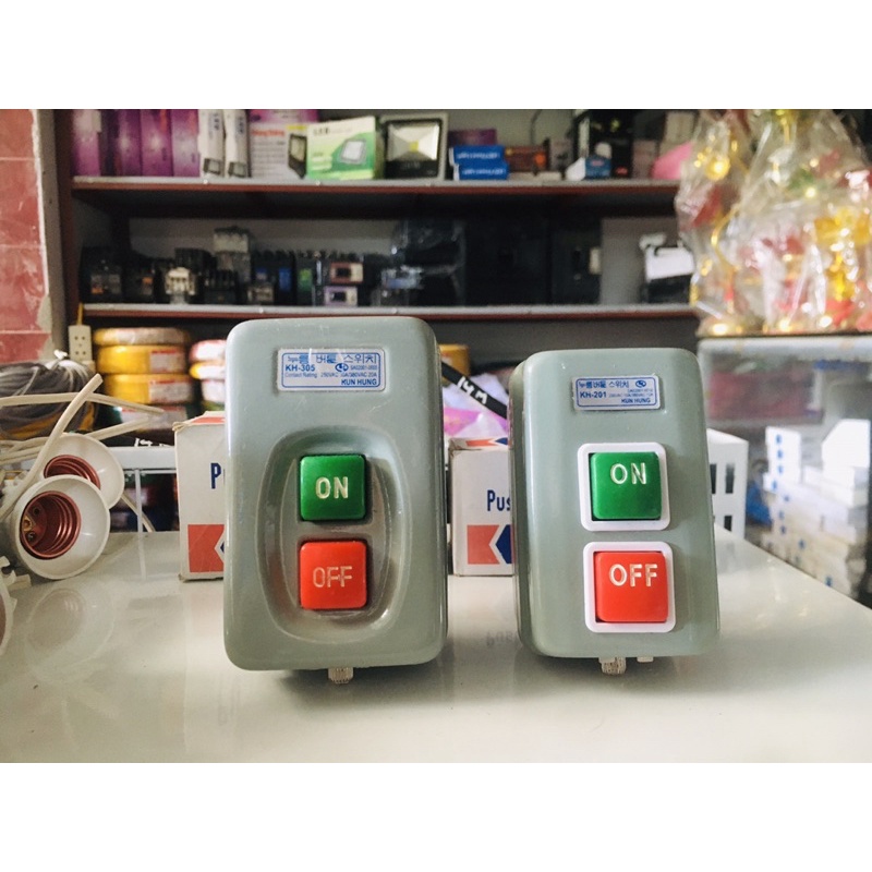 สวิตช์ 3 PHASE (KH-305 250V30A,380V20A)(KH-201 250V15A,380V10A)