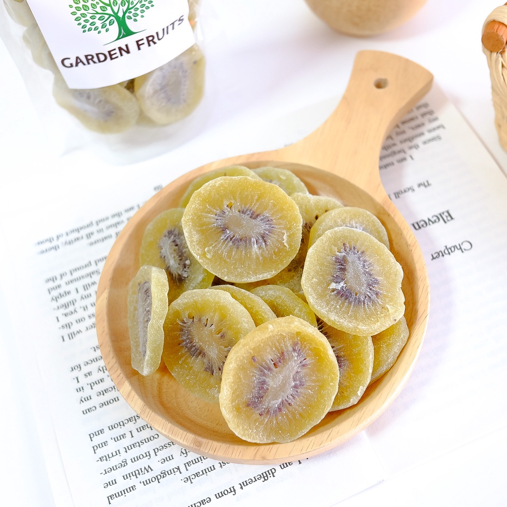 Dried Kiwi No Color Slice กีวี่อบแห้ง สีธรรมชาติ เกรด A เกรดส่งออก สูตรน้ำตาลน้อย หวานพอดี อร่อยมาก!! By Happy Fruits