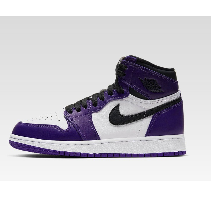 The new purple store and white jordans