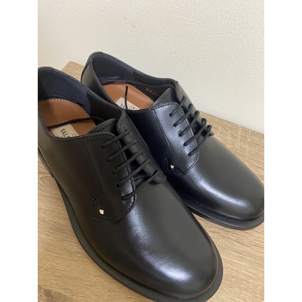 รองเท้า VALENTINO GARAVANI ROCKSTUD DERBY SHOES - BLACK (Size 35)แท้100%