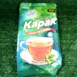 ชาชักมาเลย์ Kapak Teh Cap ตราขวาน...ห่อสีเขียว...ขนาด 1 ก.ก.