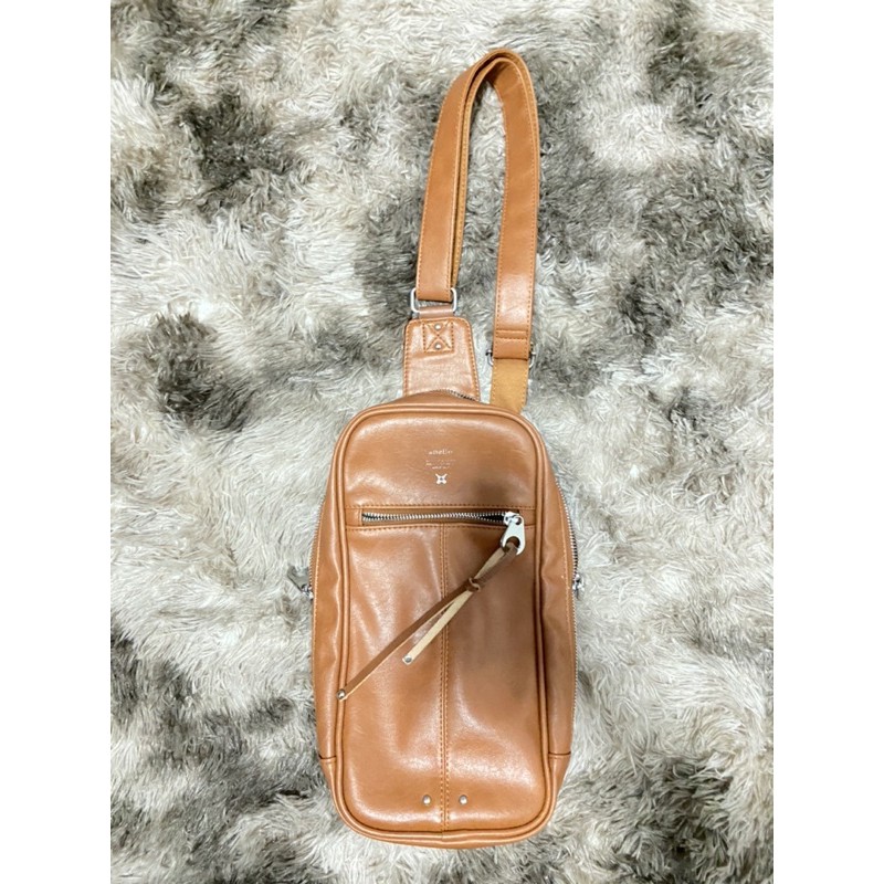 anello premium leather body bag