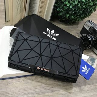 Adidas wallet