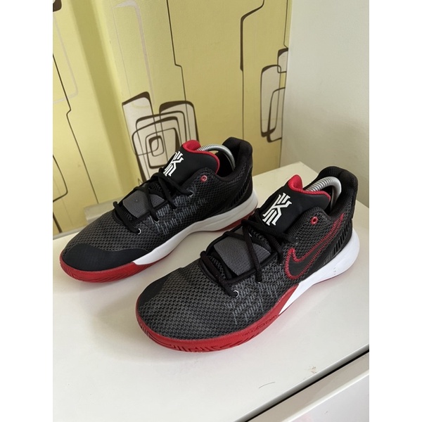 Kyrie flytrap 2 red 2024 black