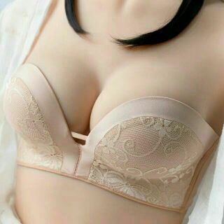 Stringless Bra บราเกาะอกลายลูกไม้ ฟองน้ำหนา3.5cm.