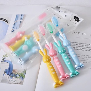 เซทแปรงสีฟันเด็กสไตล์ญี่ปุ่น 4 ชิ้น ลายหมีและกระต่าย ด้ามจับจับง่าย ฐานแปรงมียางวางตั้งได้ 80289