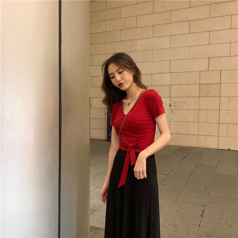 Niche Design Sense V neck Short Top Women s 2020 Summer New Tight Short 