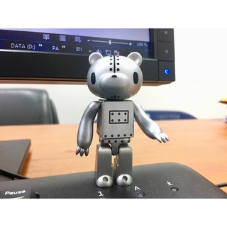 BEARBRICK งานแท้ Medicon Toy ปี2002 งานสีเงินมิลลิเนียม งานเหล็กผสมอลูมิเนียม