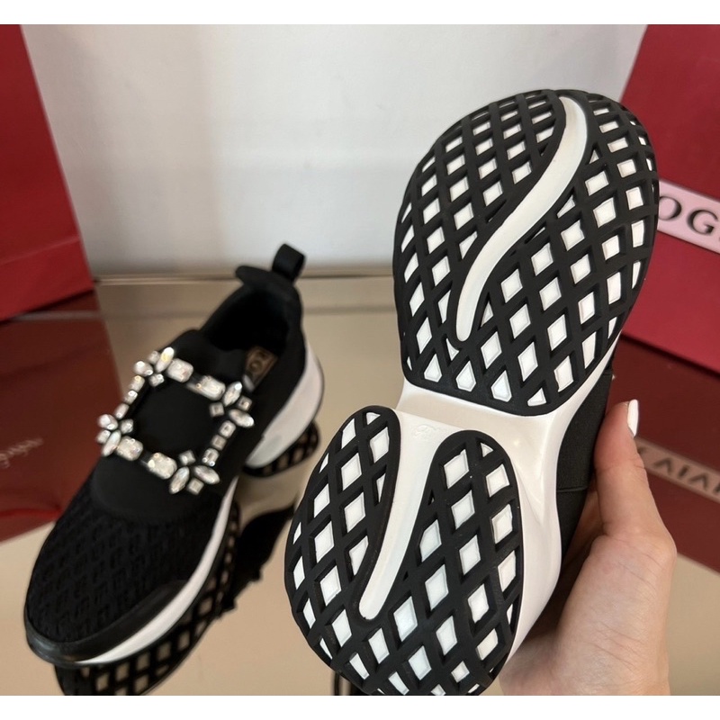 code s506 รอง SNEAKER ROGER VIVIER รุ่น RUN STRASS BUCKLE ...