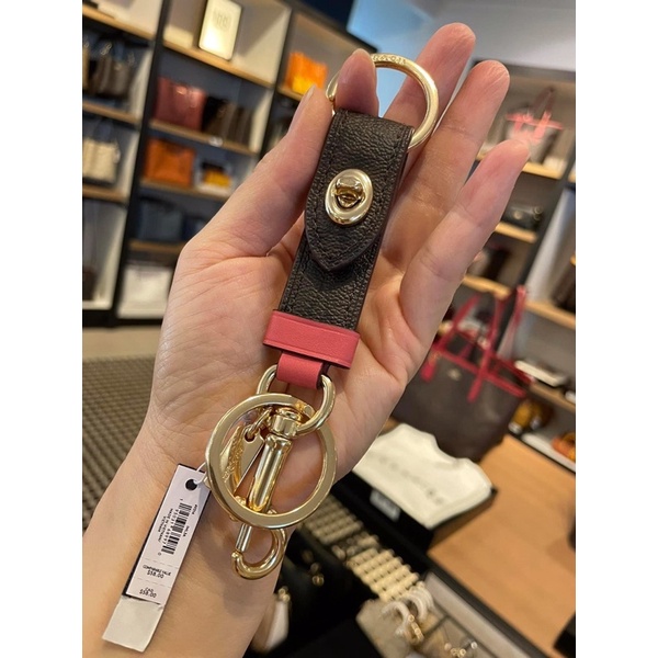 COACH TRIGGER SNAP BAG CHARM IN SIGNATURE CANVAS Shopee Thailand