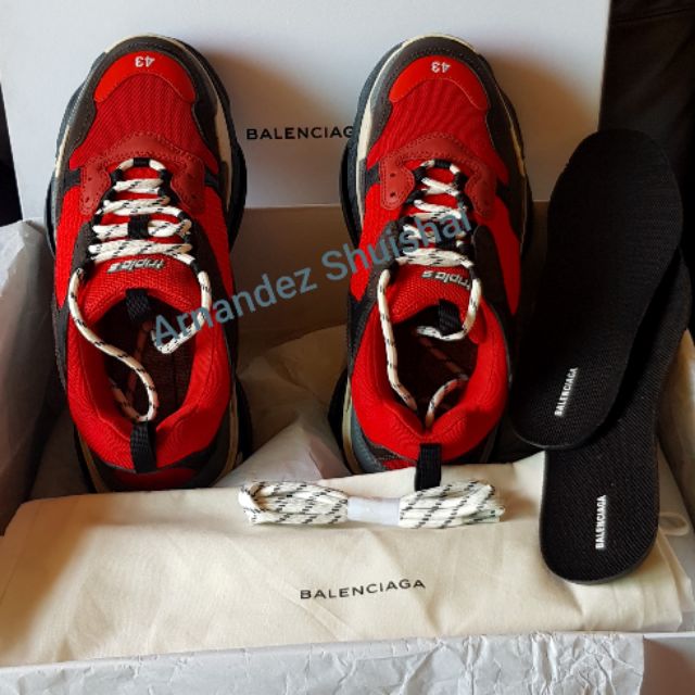 balenciaga triple s deadpool