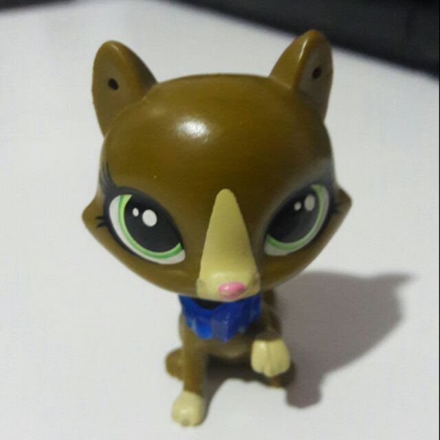 ตุ๊กตา LPS แมวน้อยพร้อมใสปอกคอน้ำเงิน