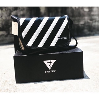 Fighter กระเป๋าสะพายข้าง Collections Off-White(ขาว)