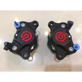 ปั๊ม Brembo ปักข้างโลโก้แดง แท้