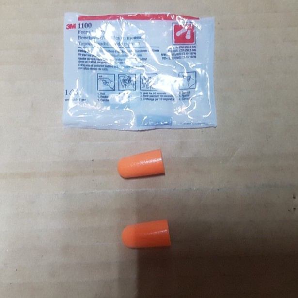 ✱พร้อมส่ง 3M ที่อุดหู โฟมอุดหู 3M Ear plug 1100 กันน้ำ กันเสียง ลดเสียงรบกวน NRR=29dB 3M Earplug