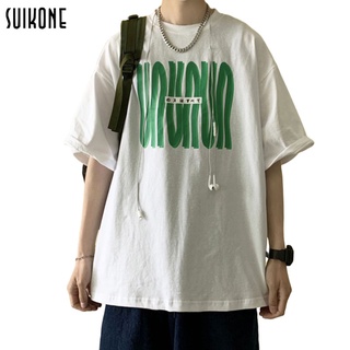 Suikone เสื้อผ้าผู้ชาย สไตล์เกาหลี หลวม แขนสั้น แฟชั่น ลำลอง พิมพ์ลาย เสื้อยืดคอกลม เทรนด์ใหม่ แขนสั้นผู้ชาย