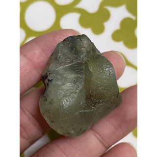 (Z)พลอยธรรมชาติ พรีไนท์(Prehnite) พลอยแท้100% น้ำหนัก 194.50 กะรัต