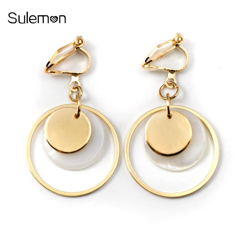 Metal Shell Round ต่างหูหนีบ Clip On Earrings Non Pierced Geometric Earrings แป้นต่างหูหนีบ ไม่ต้องเจาะ CE153