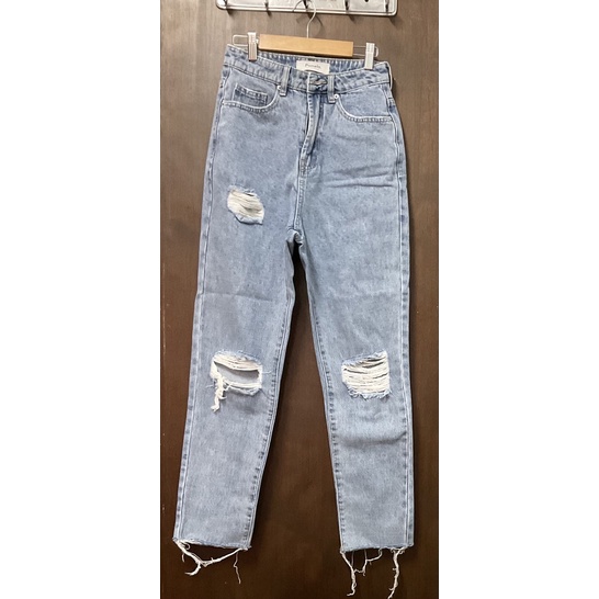 📍พร้อมส่ง กางเกงยีนส์ Pamelo Size 25