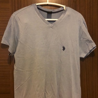 เสื้อPolo ไซร้ S อก40 นิ้ว ราคา200 ส่งฟรี