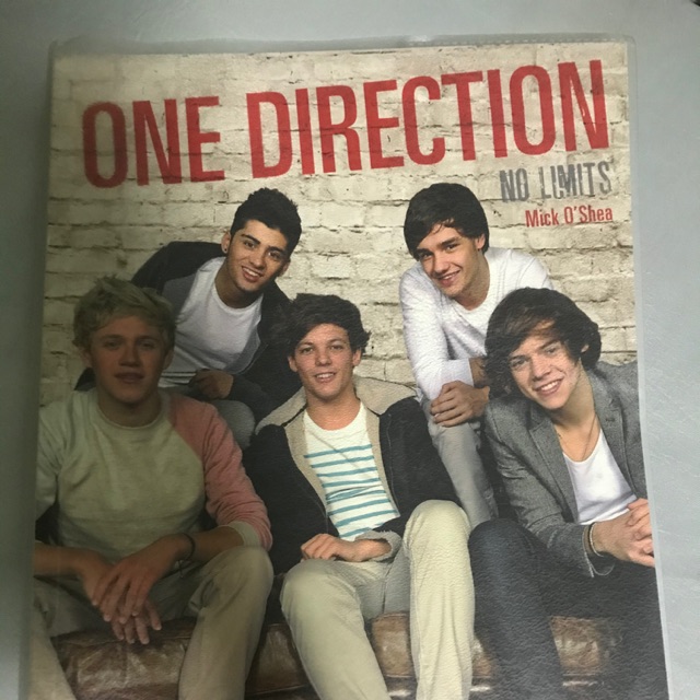 หนังสือ One Direction (สภาพดีมากเหมือนใหม่)