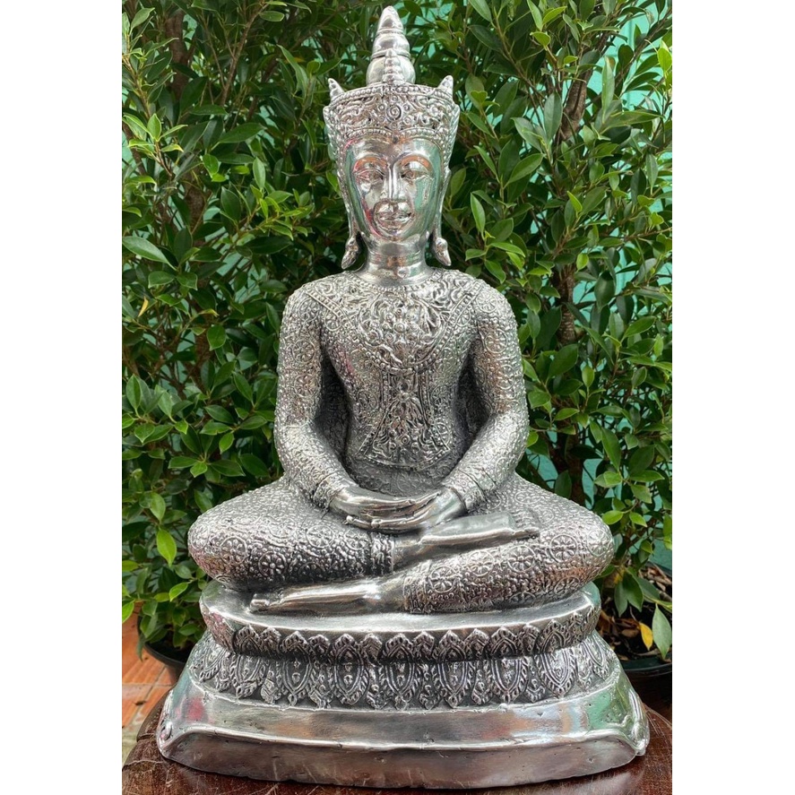 พระพุทธรูปปางสมาธิ ศิลปะละโว้เนื้อเงินยวง(หน้าตัก9นิ้ว สูง35ซม.)น้ำหนัก5กิโลกรัม องค์ใหญ่มากๆสวยงามน่าบูชา