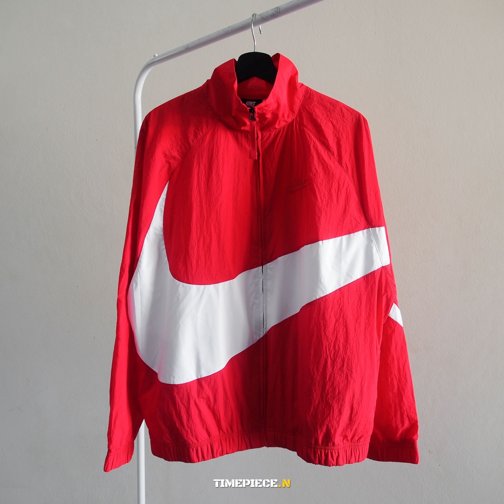 Calamidad Felicidades maestría Nike Big Swoosh Jacket Red | Shopee Thailand