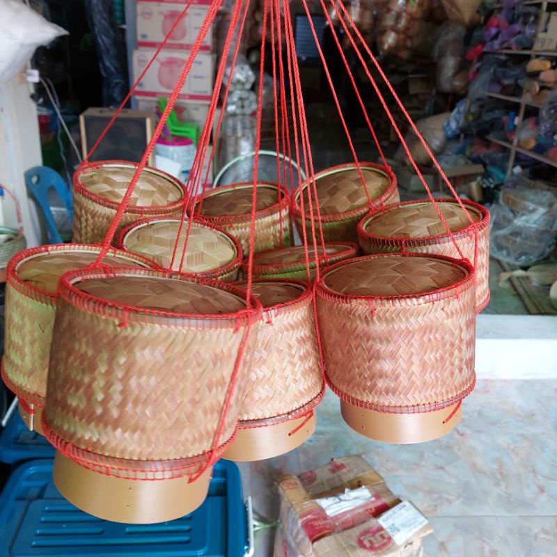 กระติ๊บข้าวเหนียว กระติบข้าวรมควันอย่างดี กล่องใส่ข้าวเหนียว ติ๊บป่องเป้ง ติ๊บข้าวอย่างดี ขนาด6 นิ้ว