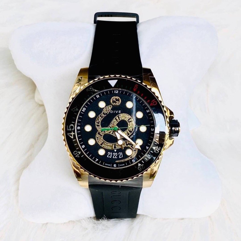 พร้อมส่ง   New gucci dive watch ปัดเสือ ทอง สายซิลิโคน  ปัด45mm อปก.ครบปกติ  มีประกัน   ราคา 62,500 