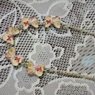 สร้อยคอผีเสื้อ claires ลด 60%