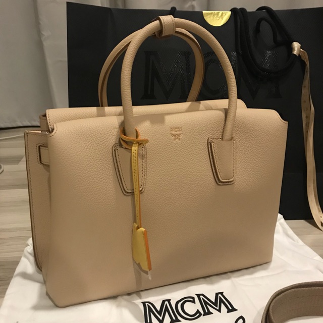 mcm milla medium
