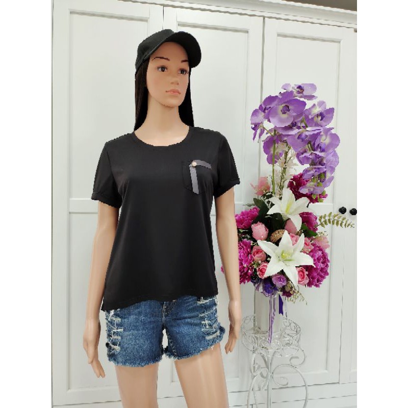 เสื้อยืดคอกลมแต่งพับแขนผ้าสแปนเด็กซ์นิ่ลื่นใส่สบายไม่ร้อน