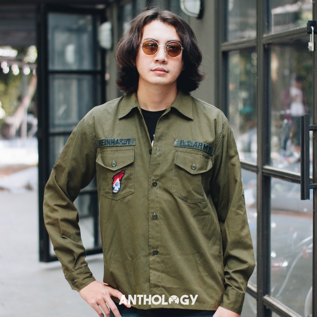 Kemeja The Beatles (เสื้อ John Lennon OG-107)