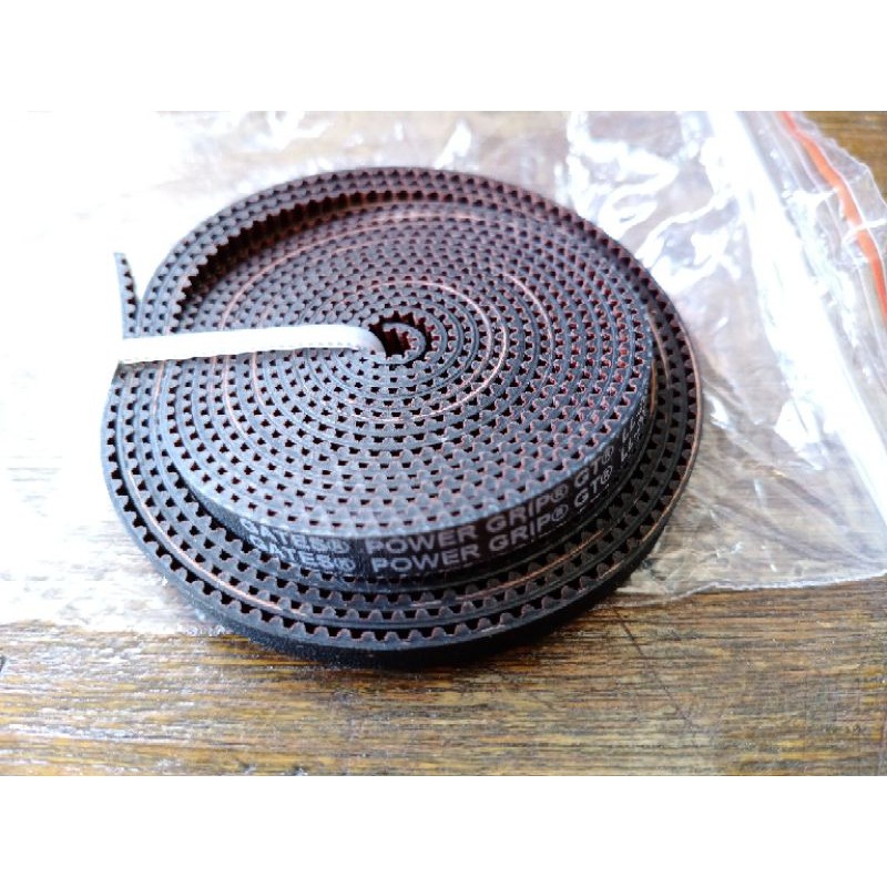 คุณภาพสูงGATES-LL-2GT Synchronousเข็มขัดGT2 เปิดเข็มขัด 6 มม.ความกว้าง 10 มม.สวมใส่สำหรับ 3Dเครื่องพ