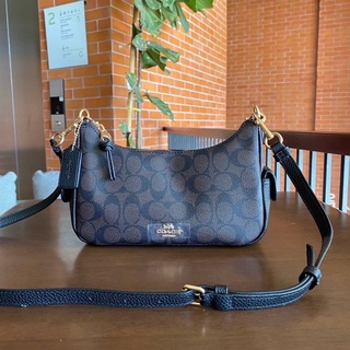 COACH PENNY SHOULDER BAG 25 IN SIGNATURE CANVAS ( COACH C7223 )