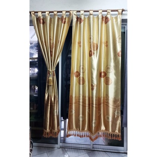 ผ้าม่าน แบบหูกระเช้า รุ่นไอริส สีเหลืองทอง (มีพู่) (มี3ขนาด)(หมดแล้วหมดเลย)