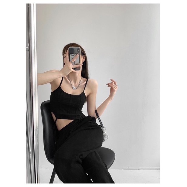 CHERISH (พร้อมส่ง) F13 เสื้อครอป สายเดี่ยว มีฟองน้ำ ดีไซน์พิเศษ ผูกข้าง ผ้ายืดได้ ผ้านุ่มมาก คุณภาพดีสุดๆ - รูปที่ 3