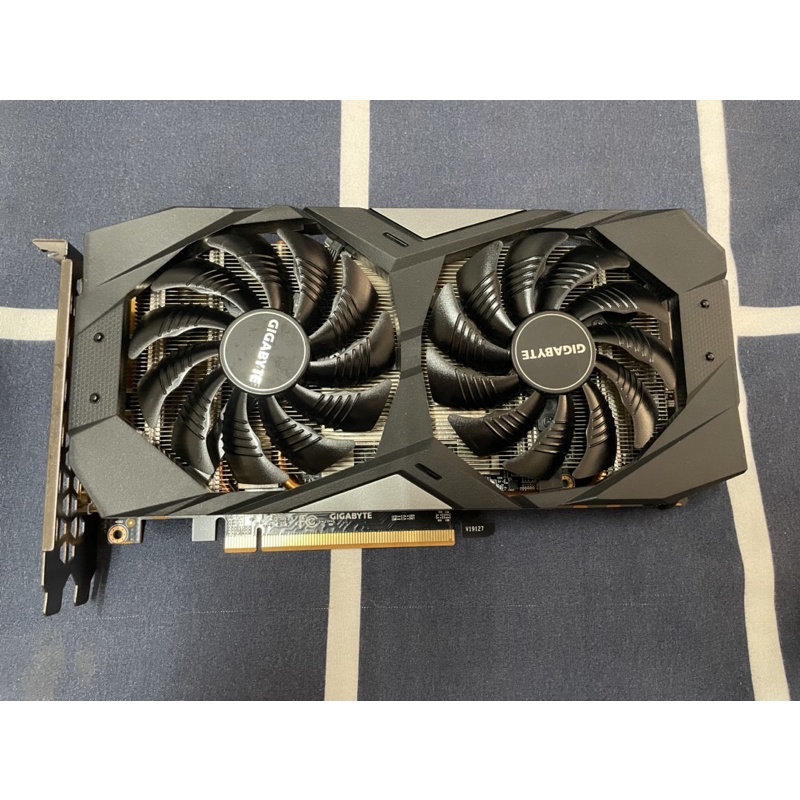 RX5500xt gigabyte มือสอง ประกันถึง 16/1/66