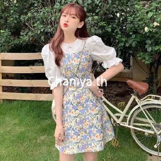 Chaniya.th🌺พร้อมส่ง🔥ชูดเดรสชุดสุท2ชิ้นเสื้อเชิ้ตสีขาวแขนพองตุ๊กตา+เดรสสายเดี่ยวกระโปรงสั้นลายดอกไม้สีฟ้าสไตส์เกาหลี🎀